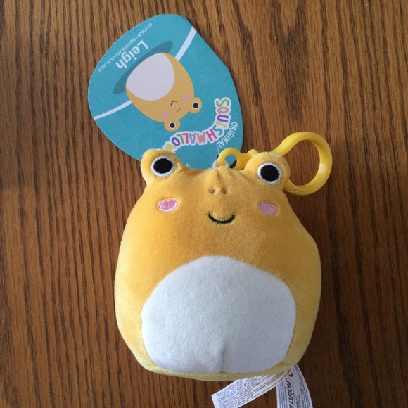 Squishmallows 3.5” Leigh the Yellow Frog Toad Spotted Key Clip-On - Picture 1 of 4